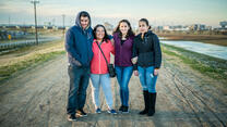 Salvadoran refugee family in Dallas